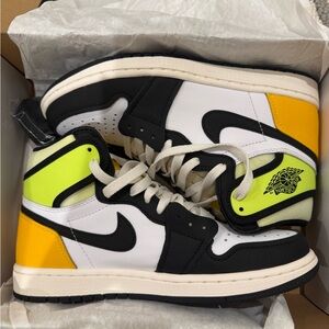 Nike Air Jordan 1 Retro High OG Box